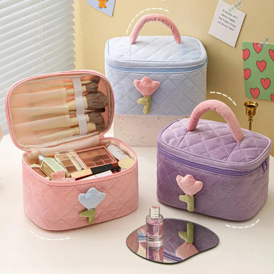 Travel Makeup Bag with Tulip - Cute Portable Cosmetic Bag - Waterproof Large Capacity Toiletry Bag Kawaii